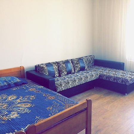 Khan Shatyr Apartment Astana Buitenkant foto